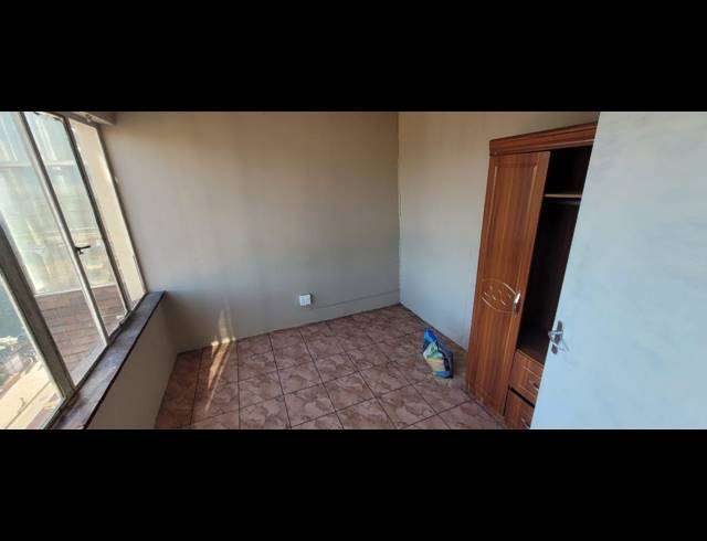 2 BEDROOM APARTMENT TO LET IN PIETERMARITZBURG CENTRAL